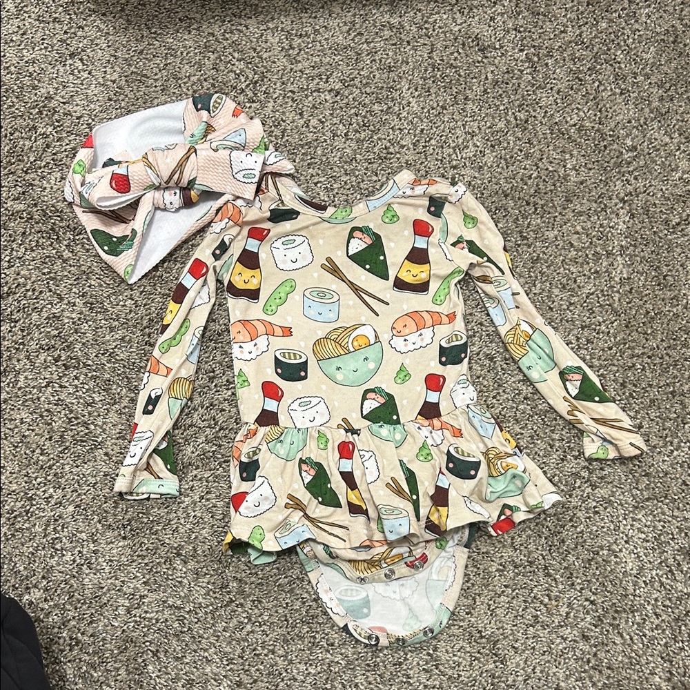 Bums & roses romper